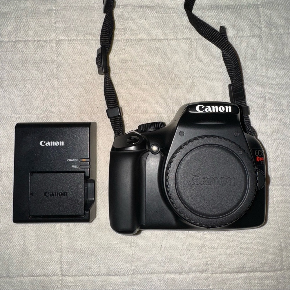 Canon EOS Rebel T3 DSLR Camera | Battery Included | Lens not Attached